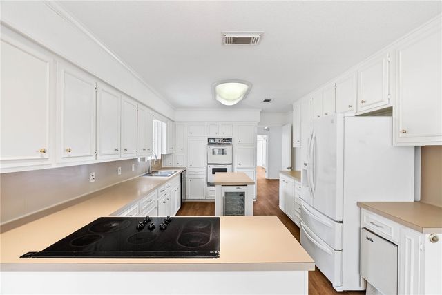 5426 Chevy Chase Drive, Corpus Christi, TX 78412