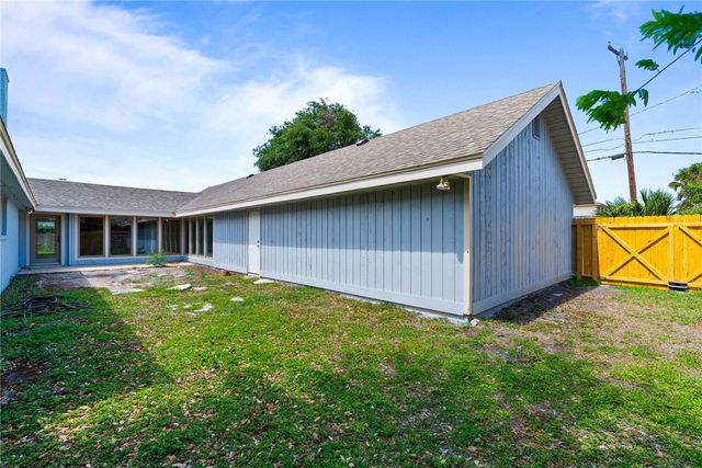 5426 Chevy Chase Drive, Corpus Christi, TX 78412