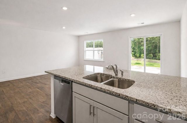 6109 Faron Way, Charlotte, NC 28262