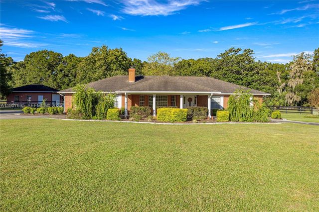 9812 SW 74 Avenue, Ocala, FL 34476