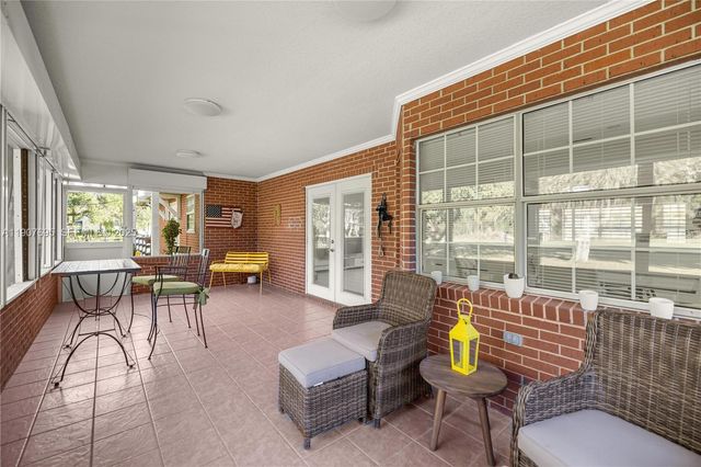 9812 SW 74 Avenue, Ocala, FL 34476