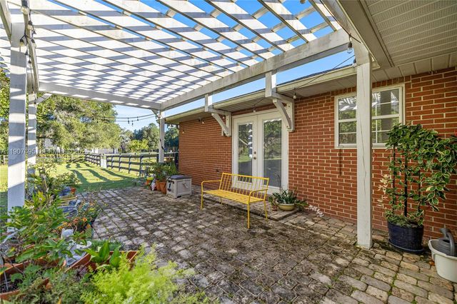 9812 SW 74 Avenue, Ocala, FL 34476