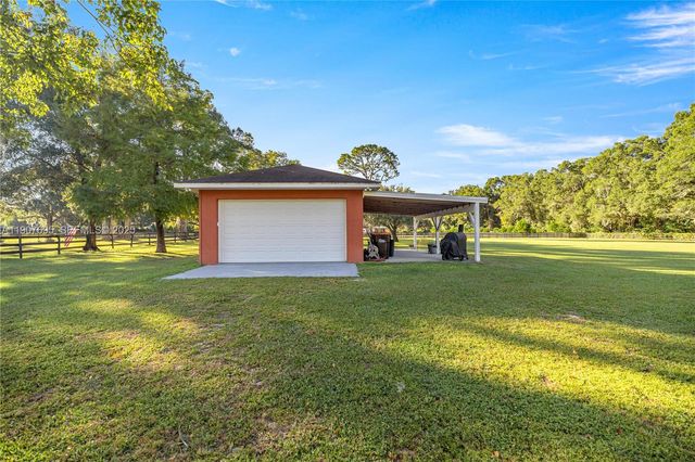 9812 SW 74 Avenue, Ocala, FL 34476