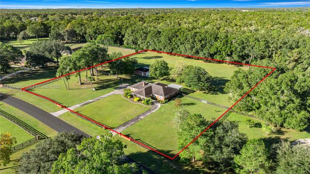 9812 SW 74 Avenue, Ocala, FL 34476
