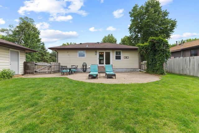 4900 60th Avenue N, Crystal, MN 55429
