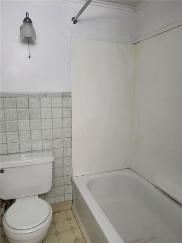 313 2nd St, Derry Boro, PA 15627