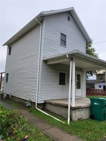 313 2nd St, Derry Boro, PA 15627