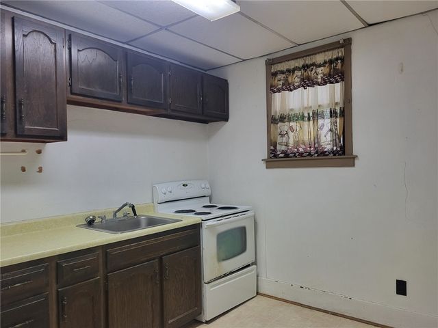 313 2nd St, Derry Boro, PA 15627