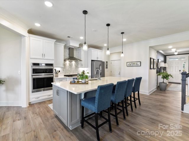 109 N Dunlavin Way, Mooresville, NC 28115