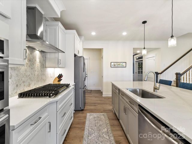 109 N Dunlavin Way, Mooresville, NC 28115