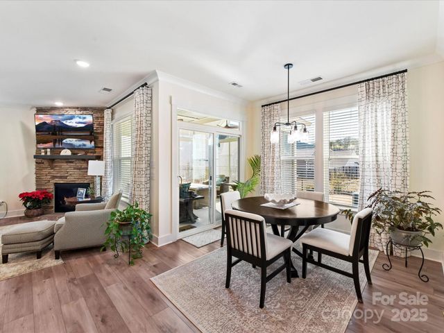 109 N Dunlavin Way, Mooresville, NC 28115