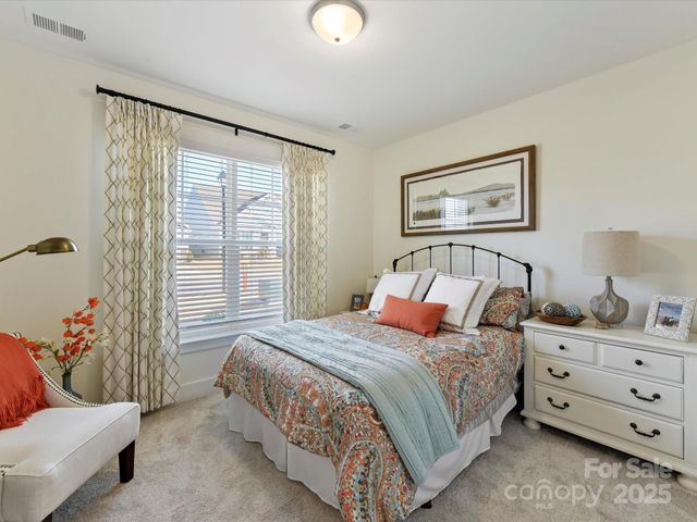 109 N Dunlavin Way, Mooresville, NC 28115