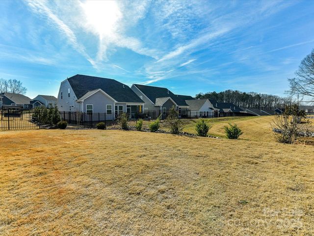 109 N Dunlavin Way, Mooresville, NC 28115