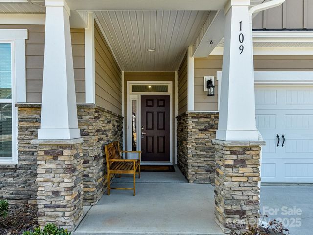 109 N Dunlavin Way, Mooresville, NC 28115