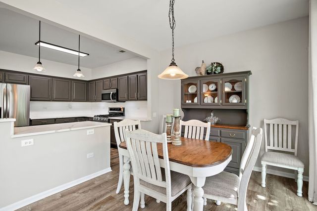 11806 Borhart Drive, Huntley, IL 60142
