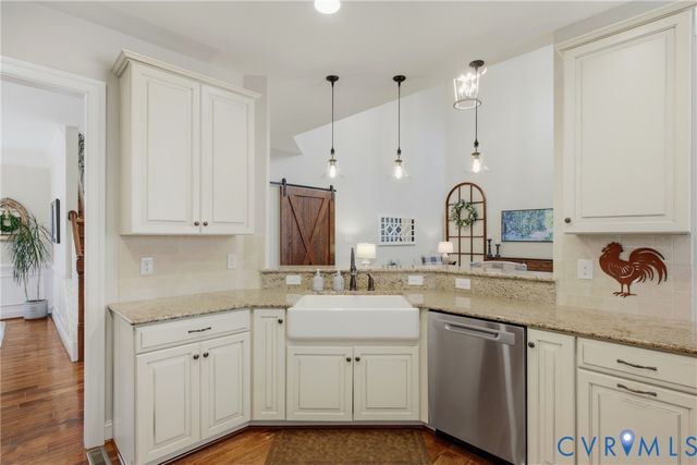 1341 Hounslow Dr, Goochland, VA 23103