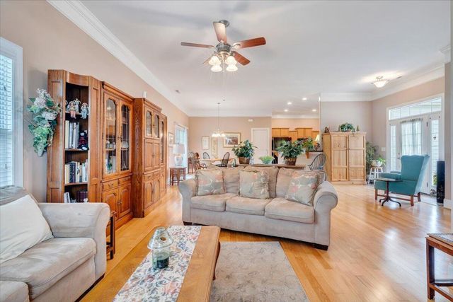 1119 Park Hall RD, Huddleston, VA 24104