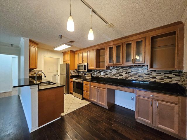 10265 GANDY BOULEVARD N 1003, St Petersburg, FL 33702