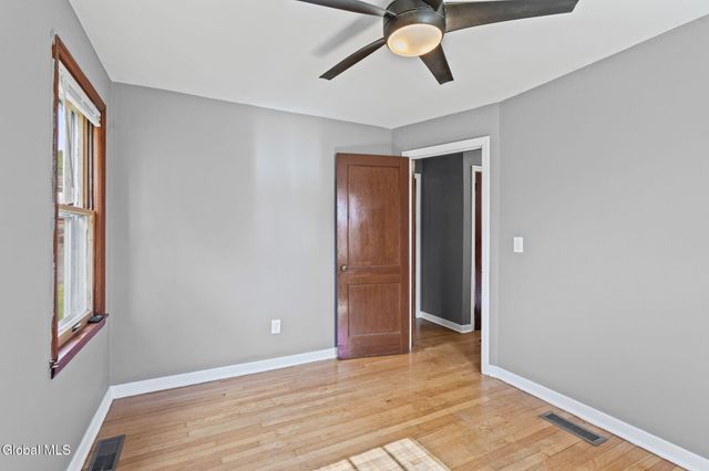 115 Lindbergh Avenue, Rensselaer, NY 12144