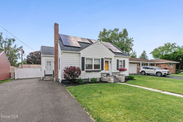 115 Lindbergh Avenue, Rensselaer, NY 12144