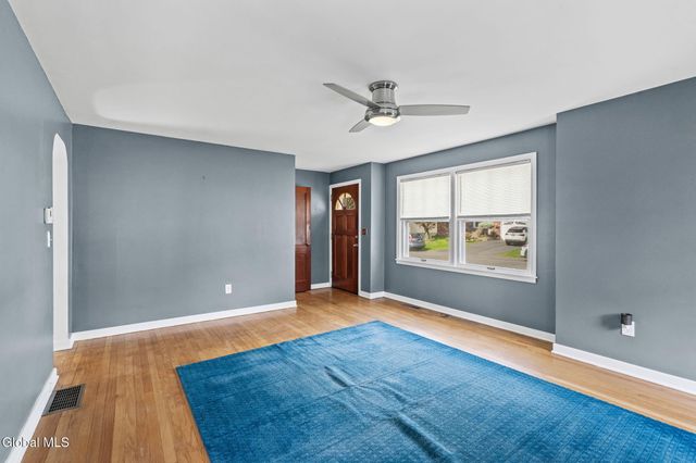 115 Lindbergh Avenue, Rensselaer, NY 12144