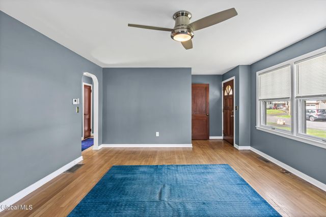 115 Lindbergh Avenue, Rensselaer, NY 12144