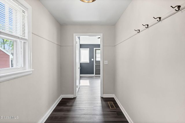 115 Lindbergh Avenue, Rensselaer, NY 12144
