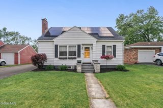 115 Lindbergh Avenue, Rensselaer, NY 12144