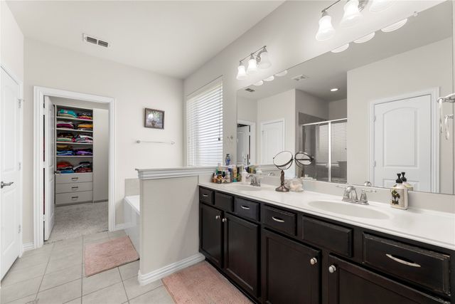 686 Sailors Avenue, Lewisville, TX 75056