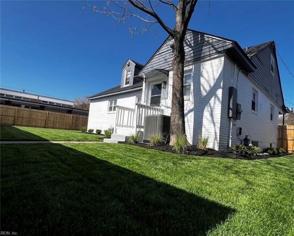 131 Forsythe St ST, Norfolk, VA 23505