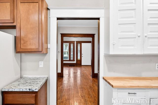 1900 Francis Avenue Se, City Of Grand Rapids, MI 49507