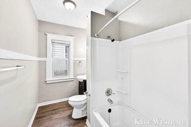 1900 Francis Avenue Se, City Of Grand Rapids, MI 49507