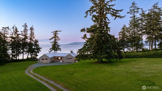 5837 Ambleside Loop, Anacortes, WA 98221