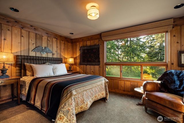 5837 Ambleside Loop, Anacortes, WA 98221