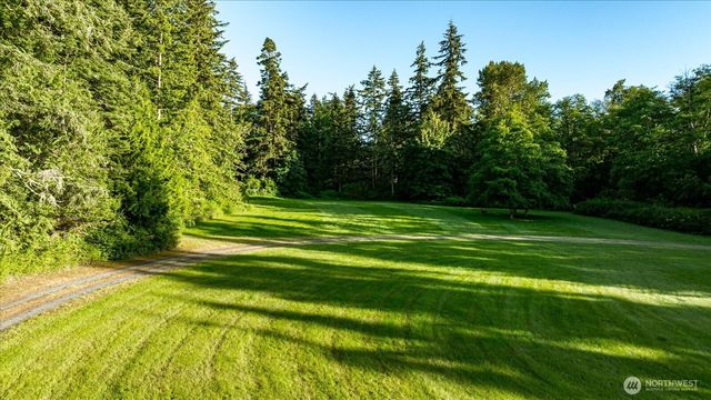 5837 Ambleside Loop, Anacortes, WA 98221