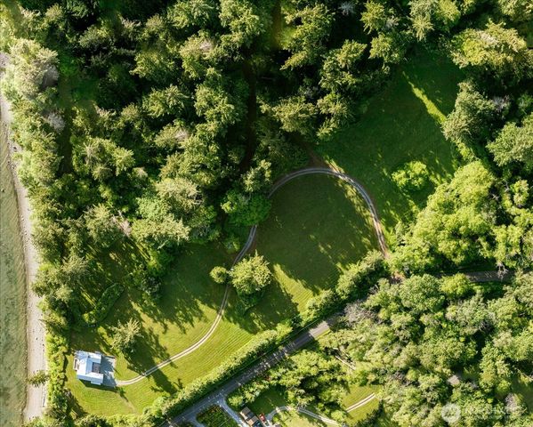 5837 Ambleside Loop, Anacortes, WA 98221