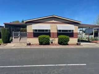 301 Freeman Road UNIT 23, Central Point, OR 97502