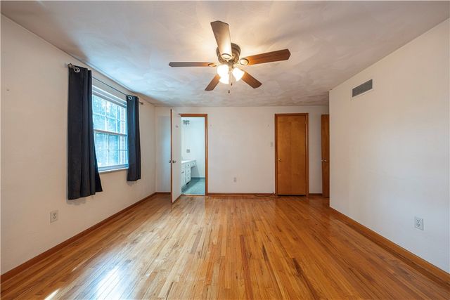 102 Huntingdon Dr, Churchill Boro, PA 15235