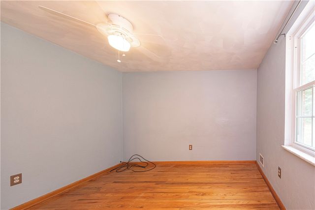 102 Huntingdon Dr, Churchill Boro, PA 15235