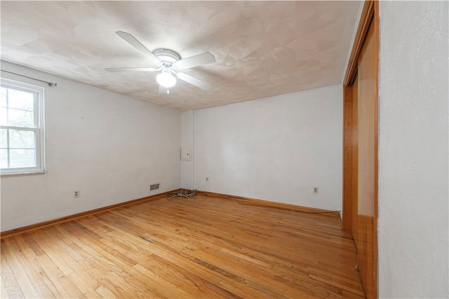 102 Huntingdon Dr, Churchill Boro, PA 15235