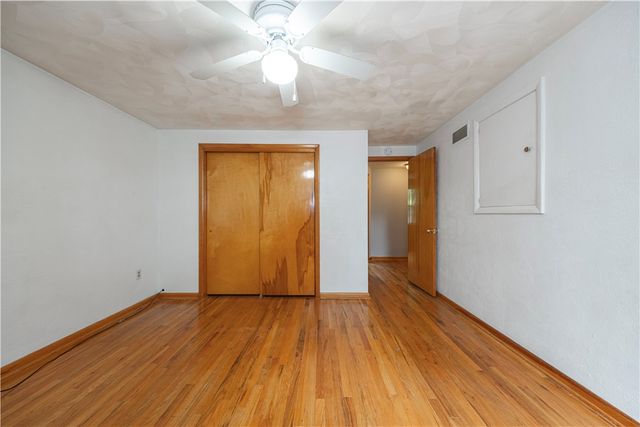 102 Huntingdon Dr, Churchill Boro, PA 15235