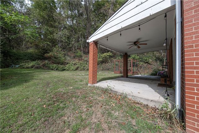 102 Huntingdon Dr, Churchill Boro, PA 15235