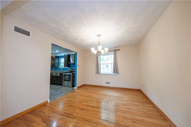 102 Huntingdon Dr, Churchill Boro, PA 15235