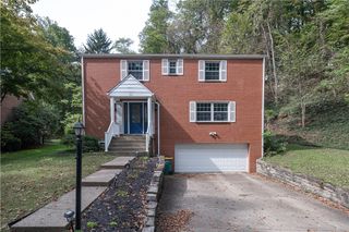 102 Huntingdon Dr, Churchill Boro, PA 15235