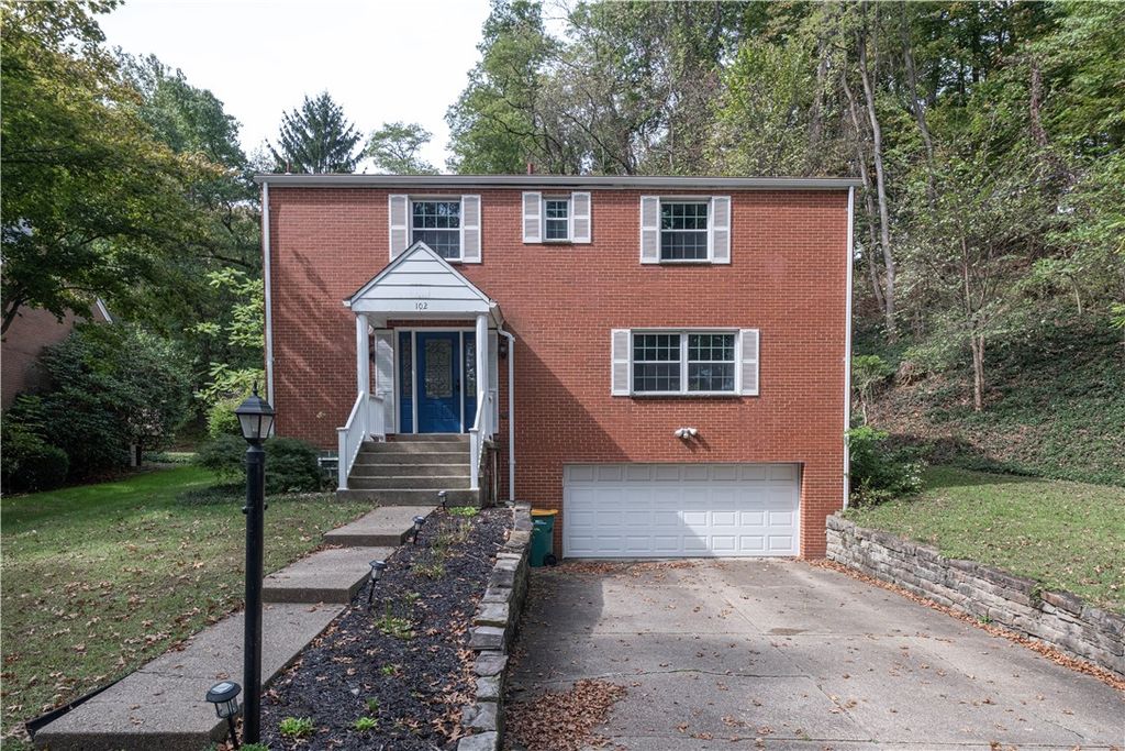 102 Huntingdon Dr, Churchill Boro, PA 15235