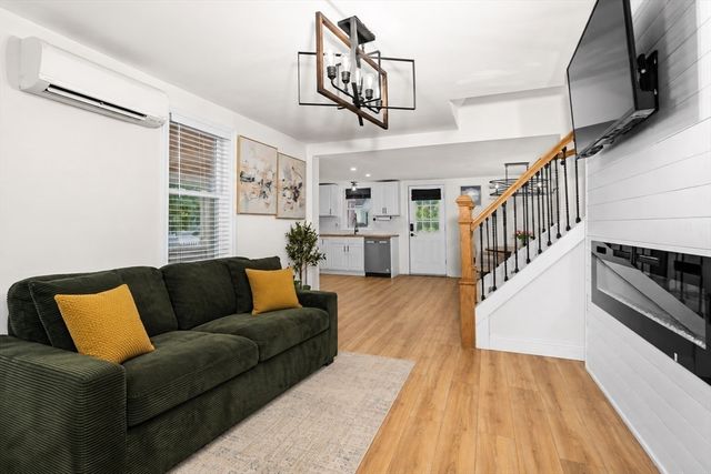 18 Kirby Ave, Lunenburg, MA 01462