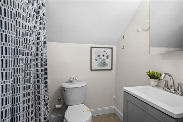 18 Kirby Ave, Lunenburg, MA 01462