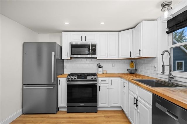 18 Kirby Ave, Lunenburg, MA 01462