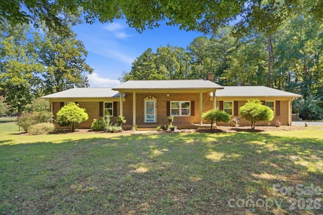 710 Frontier Circle, China Grove, NC 28023