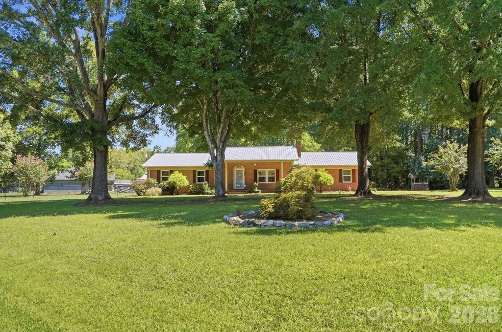 710 Frontier Circle, China Grove, NC 28023